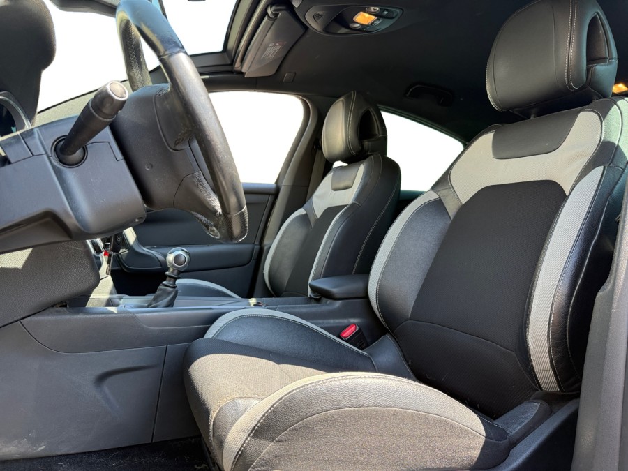 CITROEN d'occasion DS4 1.6 HDI 110 CHIC de 2011 Orgeval Verneuil (78)﻿
