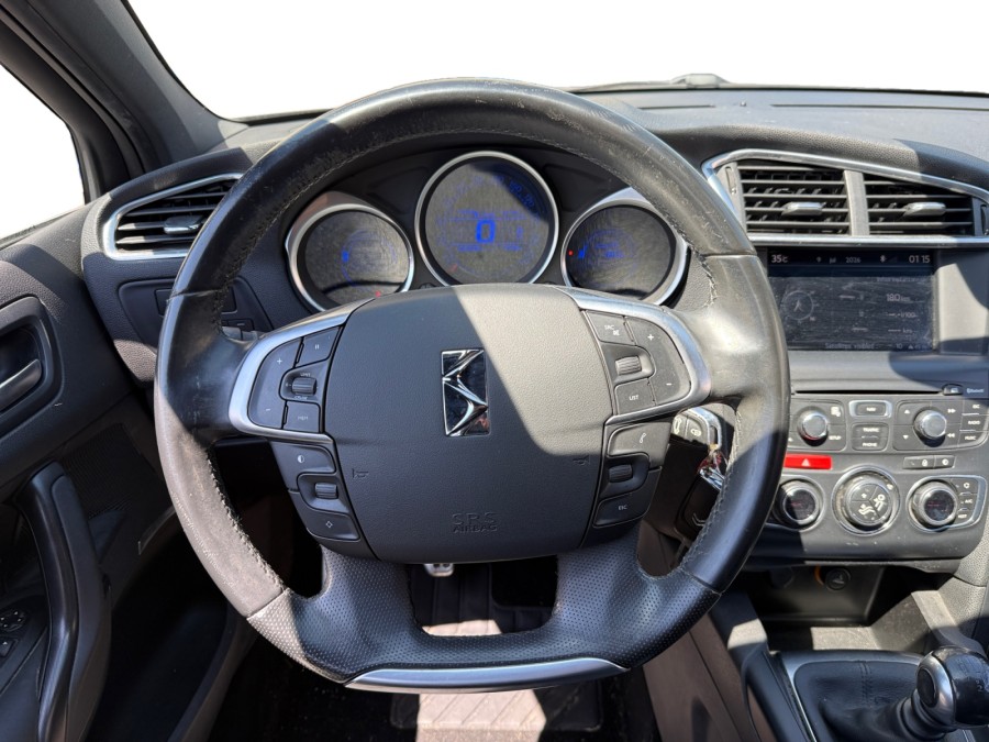 CITROEN d'occasion DS4 1.6 HDI 110 CHIC de 2011 Orgeval Verneuil (78)﻿