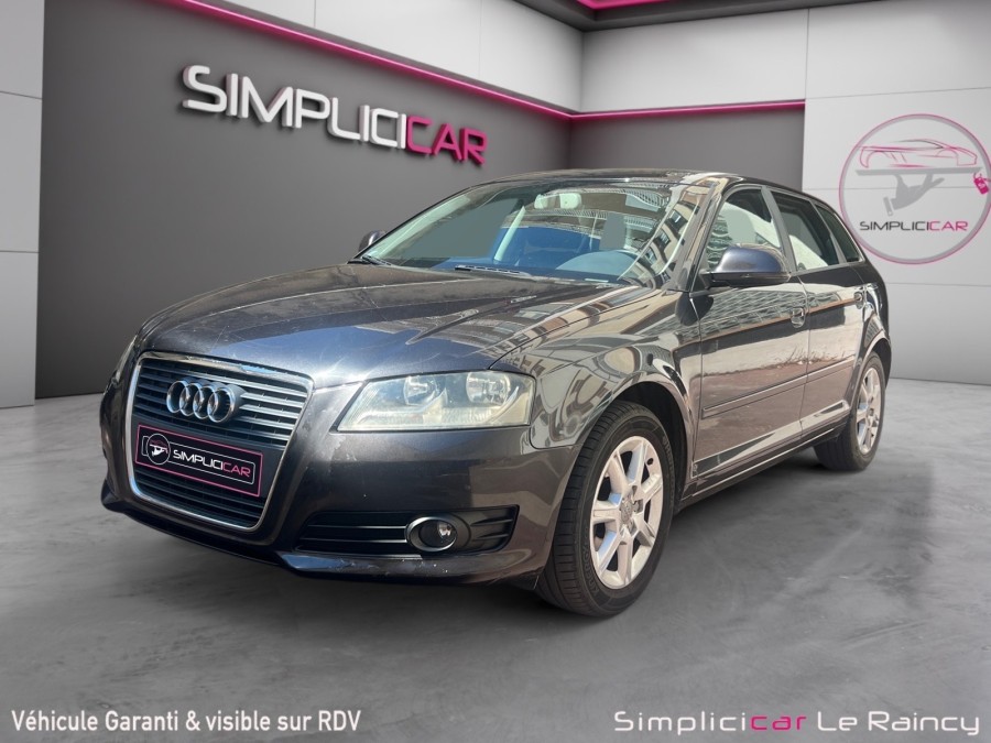 AUDI d'occasion A3 Sportback 1.6 102 Ambiente DSG7 de 2009 Le Raincy