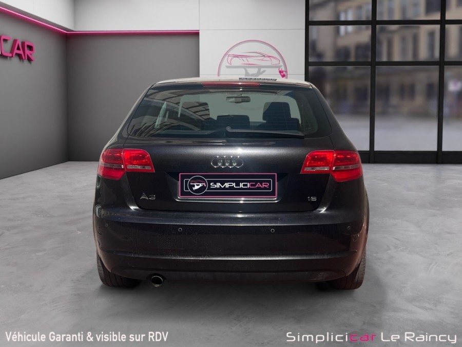 AUDI d'occasion A3 Sportback 1.6 102 Ambiente DSG7 de 2009 Le Raincy