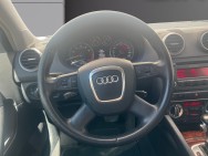 AUDI d'occasion A3 Sportback 1.6 102 Ambiente DSG7 de 2009 Le Raincy