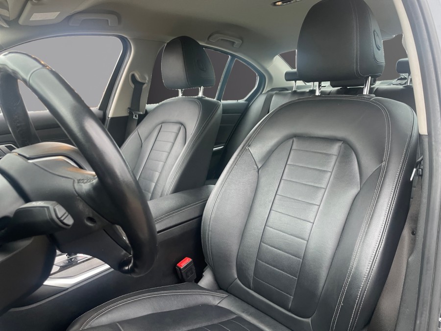 BMW d'occasion SERIE 3 318D 150 LOUNGE BA de 2020 Royan (17)﻿