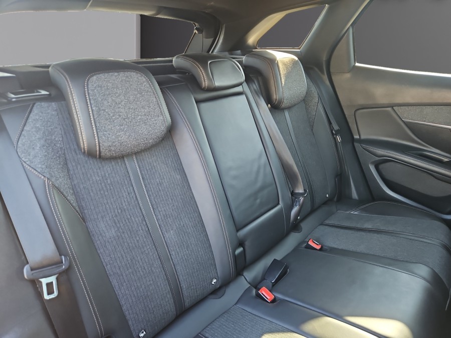 PEUGEOT d'occasion 3008 II SUV 1.2 PURE TECH 130 GTLINE de 2018