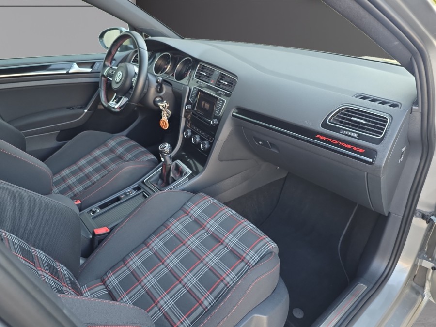 VOLKSWAGEN d'occasion GOLF VII 2.0 TSI 230 GTI PERFORMANCE de 2015