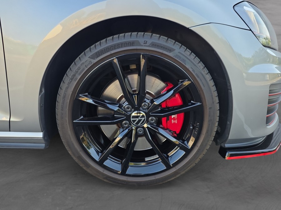 VOLKSWAGEN d'occasion GOLF VII 2.0 TSI 230 GTI PERFORMANCE de 2015