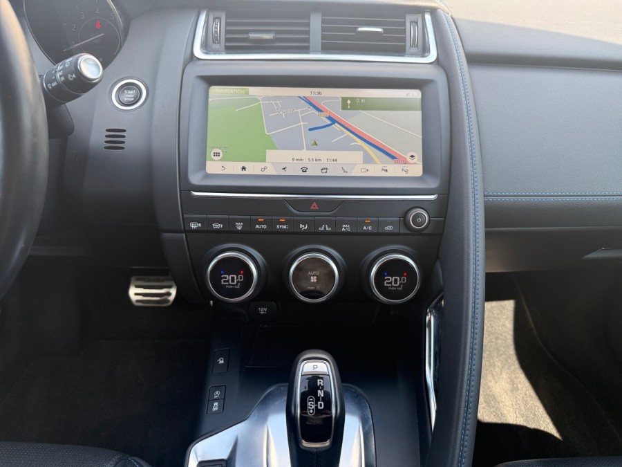 JAGUAR d'occasion E-PACE P250 R-DYNAMIC de 2019 Vannes (56)﻿