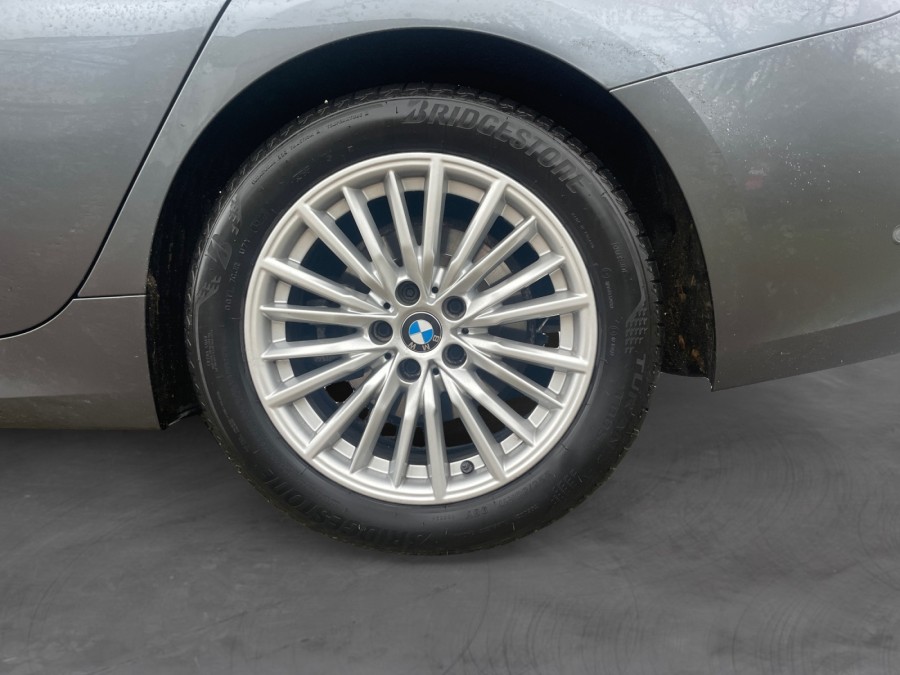 BMW d'occasion SERIE 3 318D 150 LOUNGE BA de 2020 Royan (17)﻿