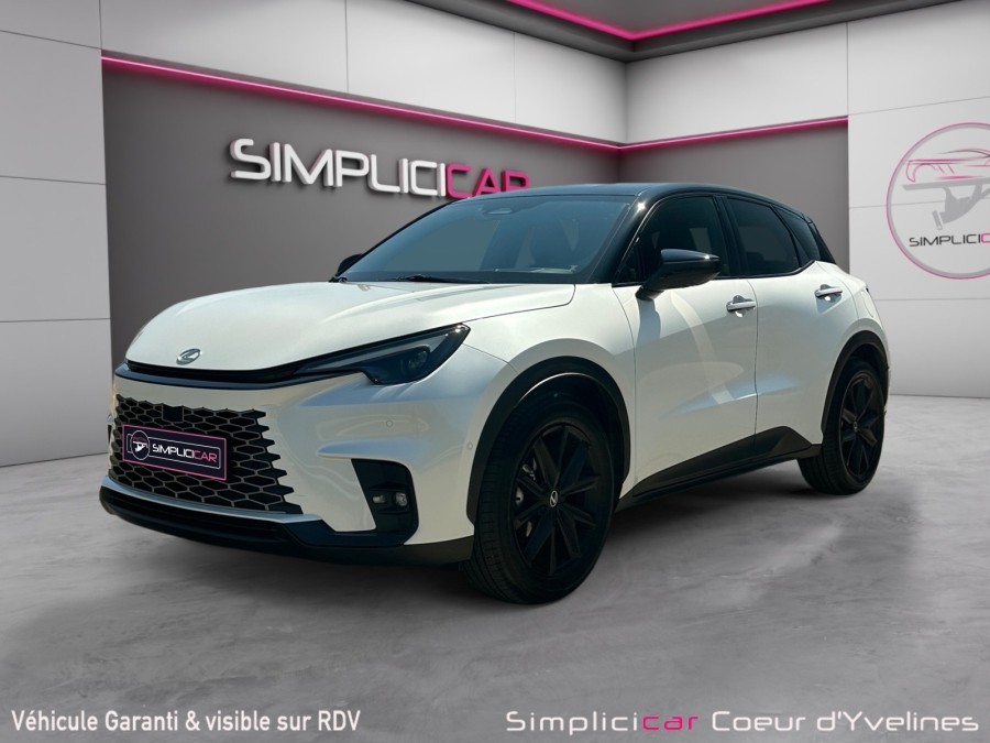 LEXUS d'occasion LBX 1.5 HYBRIDE 136 E-CVT de 2025 Coeur d'Yvelines