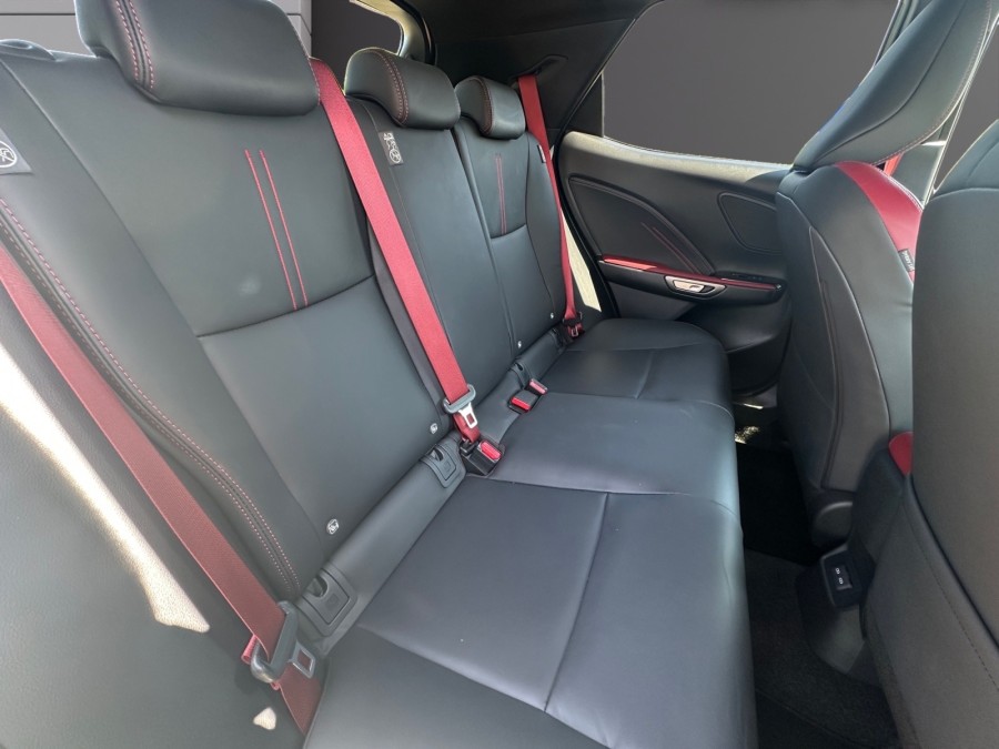 LEXUS d'occasion LBX 1.5 HYBRIDE 136 E-CVT de 2025 Coeur d'Yvelines