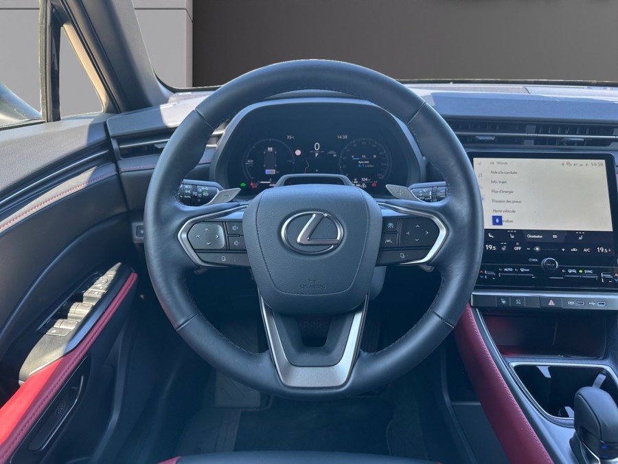 LEXUS d'occasion LBX 1.5 HYBRIDE 136 E-CVT de 2025 Coeur d'Yvelines