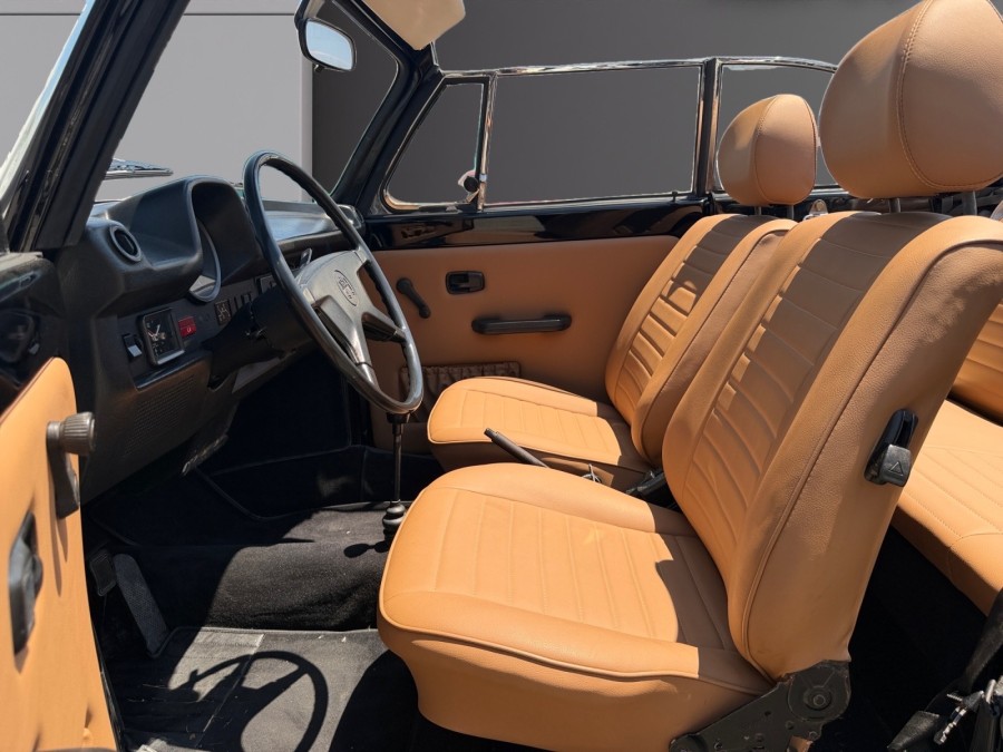 VOLKSWAGEN d'occasion COCCINELLE 1303 CABRIOLET de 1979 Frejus (83)﻿