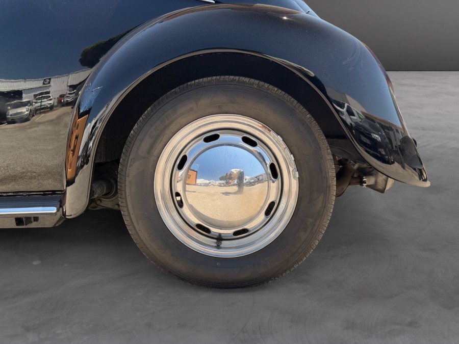 VOLKSWAGEN d'occasion COCCINELLE 1303 CABRIOLET de 1979 Frejus (83)﻿