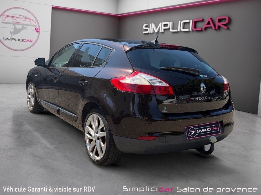 RENAULT d'occasion MEGANE III 1.5 DCI 110 AKAJU de 2014 Salon de