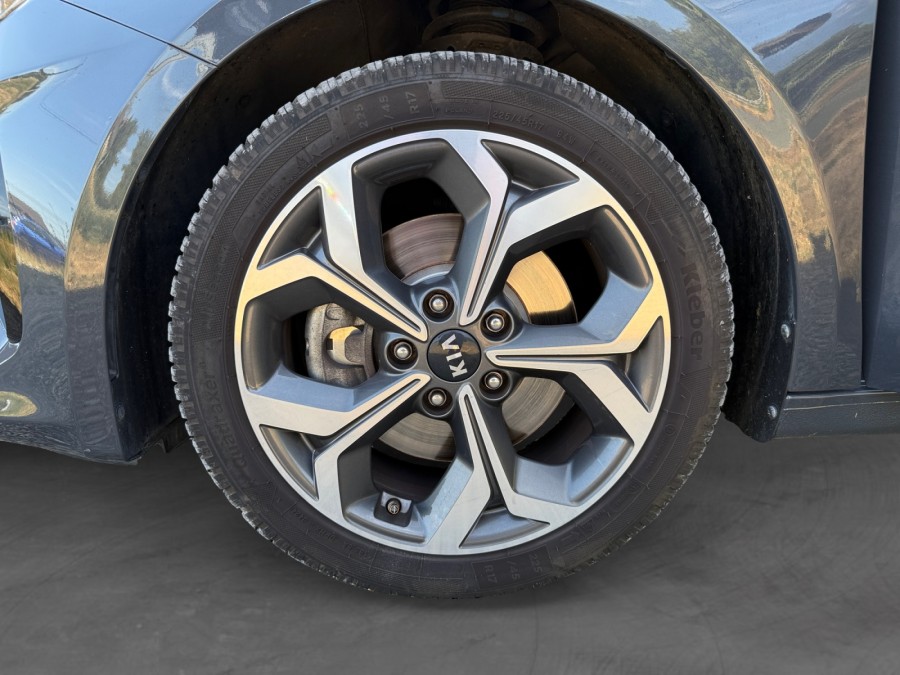 KIA d'occasion CEED 1.0 T-GDI 120 GT LINE de 2019 Poitiers (86)﻿