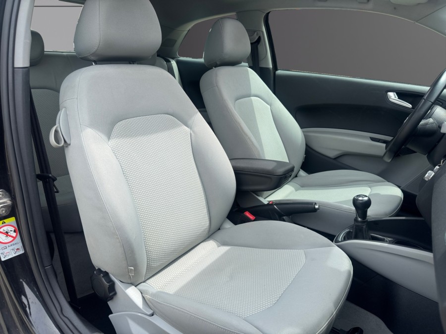 AUDI d'occasion A1 1.6 TDI 90 ATTRACTION de 2014 Méry Sur Oise (95)﻿
