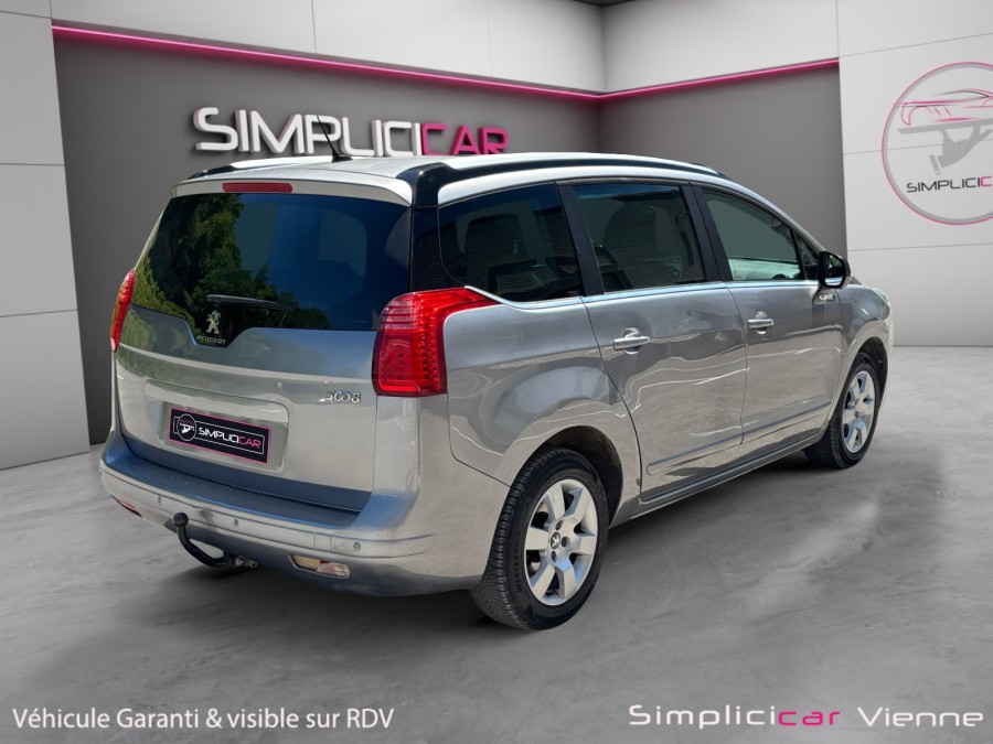 PEUGEOT d'occasion 5008 1.6 BLUE HDI 120 de 2017 Vienne (38)﻿