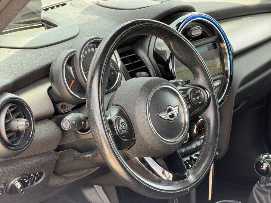 MINI d'occasion MINI COOPER D 116 PACK CHILI de 2015 Orleans (45)﻿