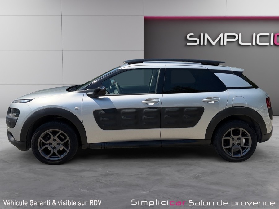 CITROEN d'occasion C4 CACTUS 1.6 BLUE HDI 100 de 2017 Salon de
