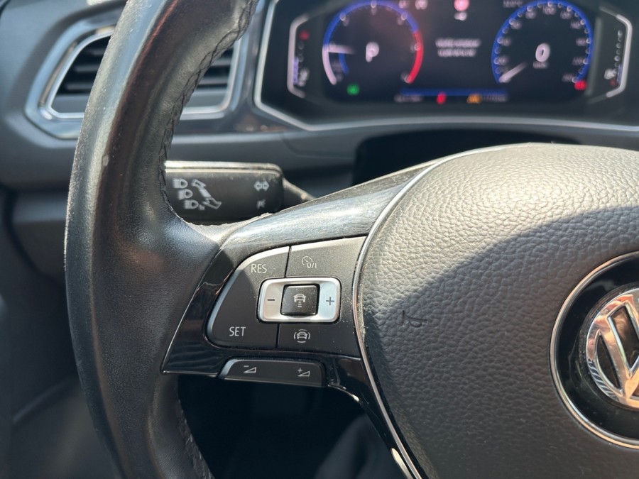 VOLKSWAGEN d'occasion T-ROC 2.0 TDI 150 CARAT DSG de 2019 Salon de