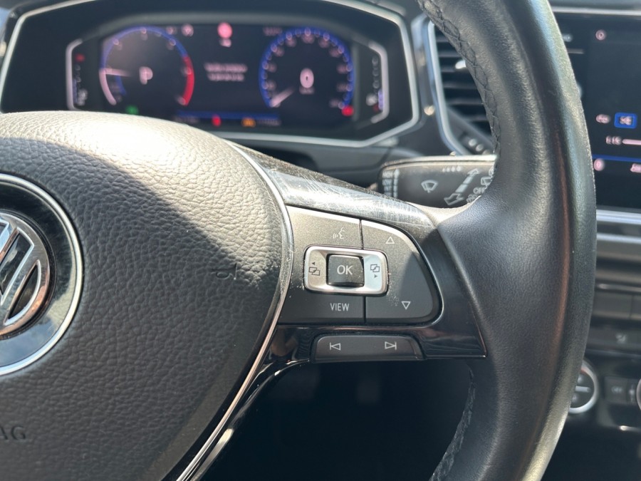 VOLKSWAGEN d'occasion T-ROC 2.0 TDI 150 CARAT DSG de 2019 Salon de