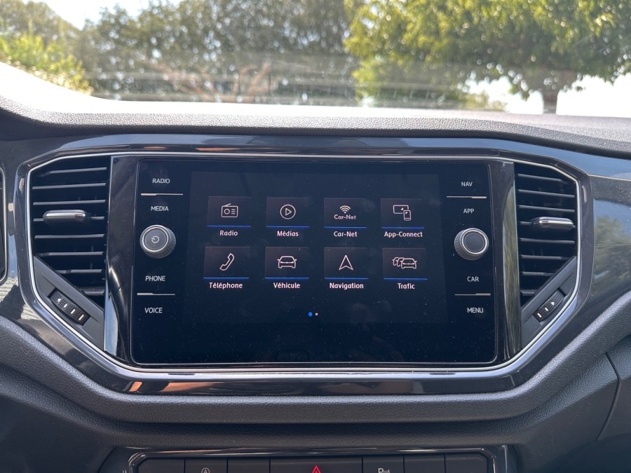 VOLKSWAGEN d'occasion T-ROC 2.0 TDI 150 CARAT DSG de 2019 Salon de