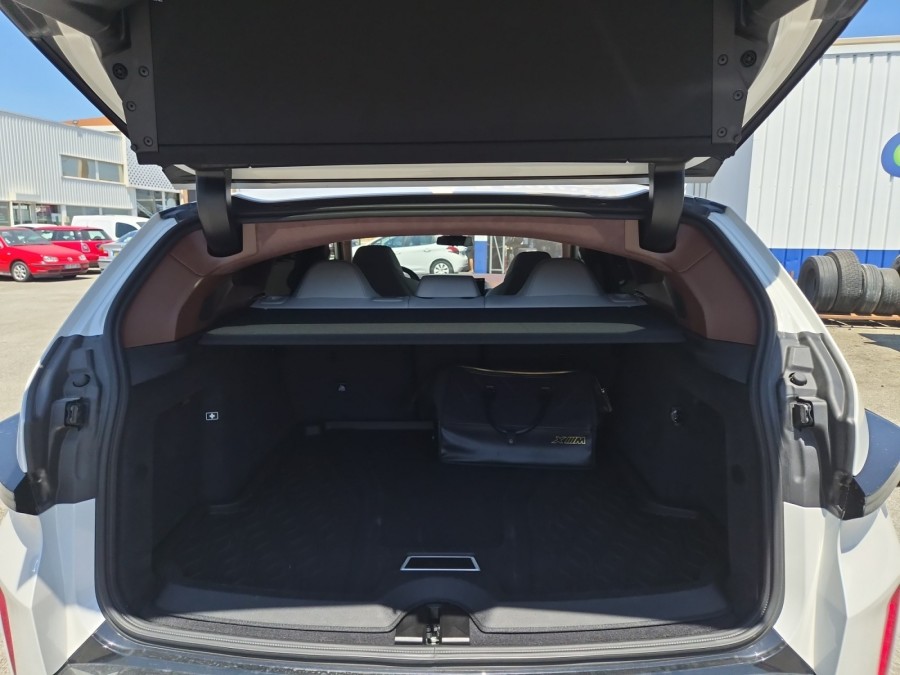 BMW d'occasion XM 3.0 PHEV 50e 30 kWh de 2025 Frejus (83)﻿