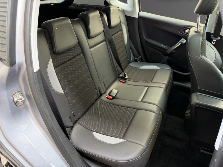 PEUGEOT d'occasion 2008 I 1.6 BLUE HDI 100 ALLURE de 2017 Nîmes (30)﻿