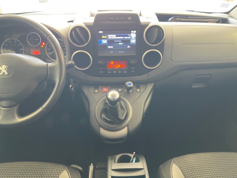 PEUGEOT d'occasion PARTNER TEPEE | 04.2008-12.2018 TEPEE 1.2 PURE