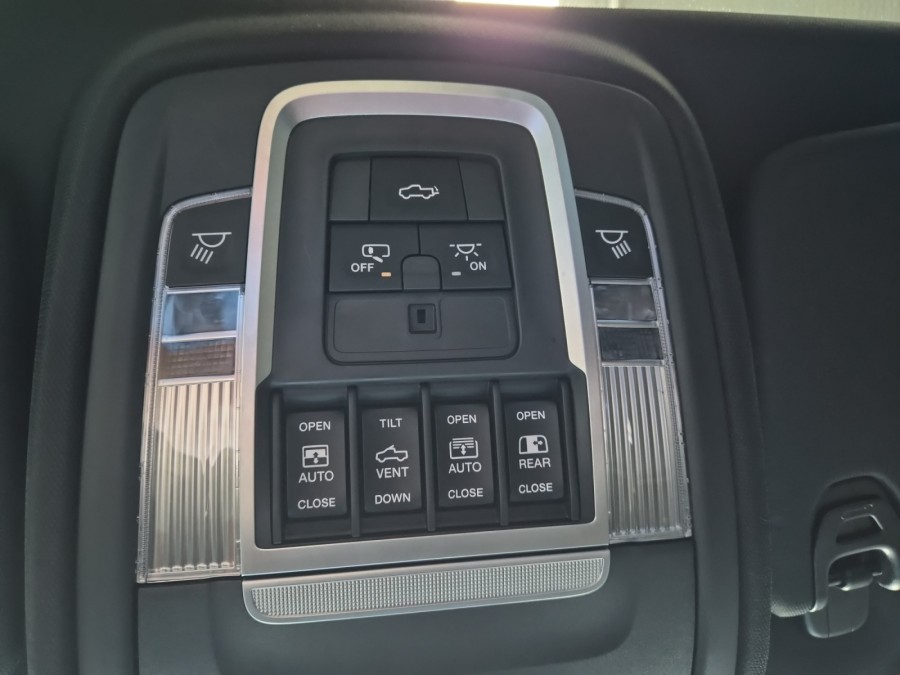 DODGE d'occasion RAM DODGE RAM 1500 CREW CAB LIMITED de 2019