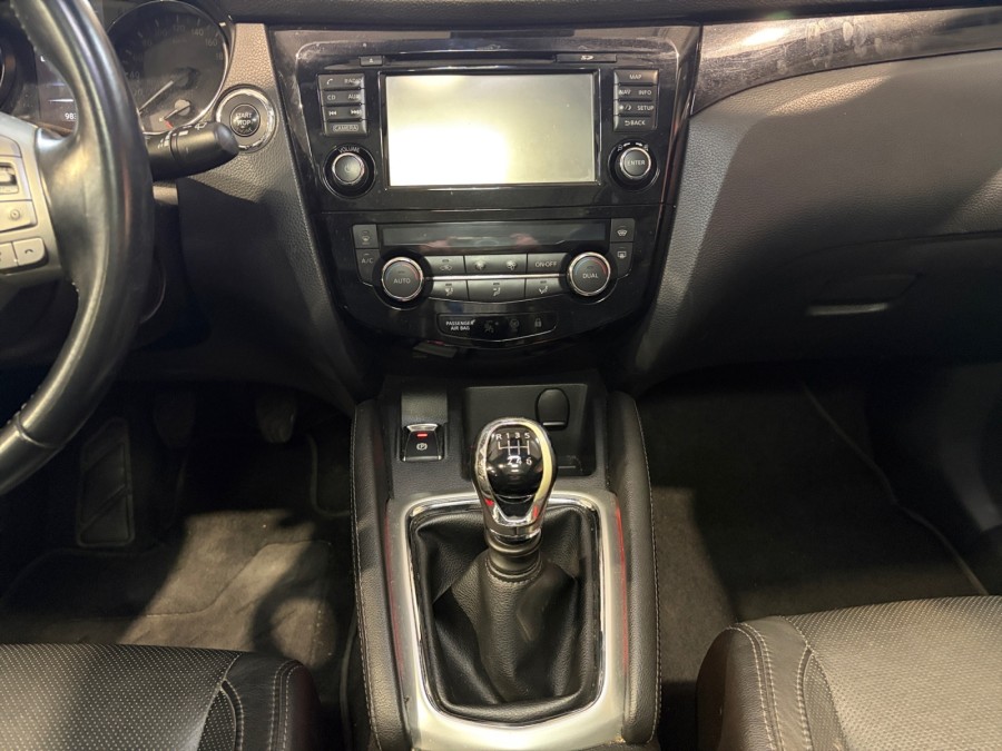 NISSAN d'occasion QASHQAI II 1.2 DIG-T 115 VISIA PH2 de 2014