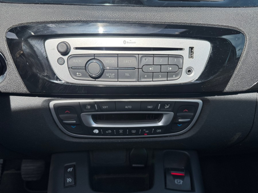 RENAULT d'occasion SCENIC III 1.5 DCI 110 de 2013 Osny (95)﻿