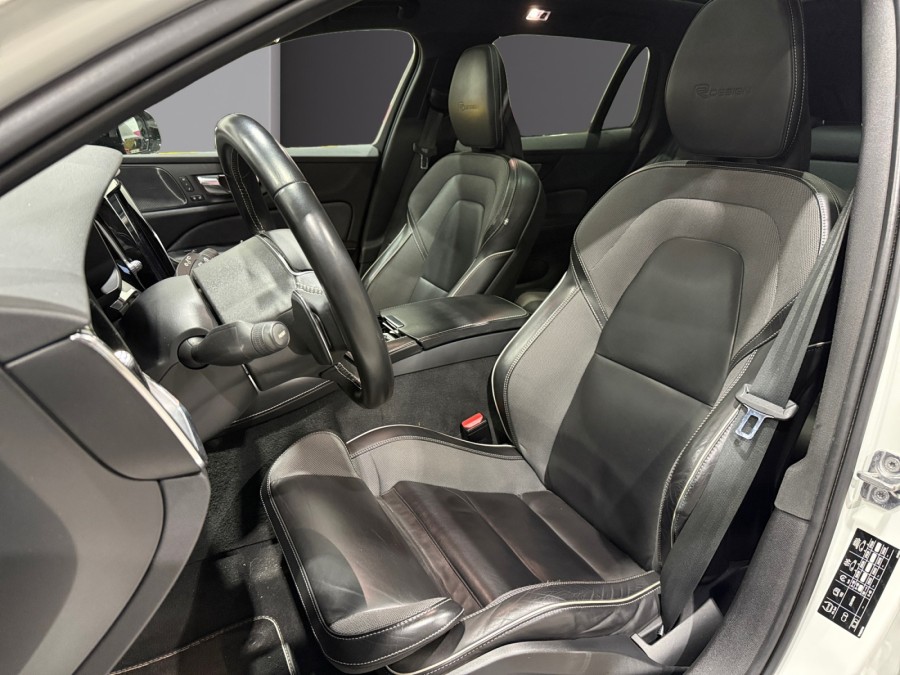 VOLVO d'occasion V60 T8 TWIN ENGINE 390 INSCRIPTION GEARTRONIC de