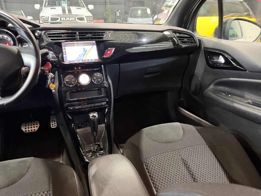 DS d'occasion DS3 1.2 PURE TECH 110 SO CHIC de 2016 Magny-en-Vexin