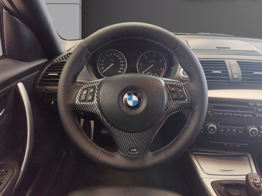 BMW d'occasion 1 DECAPOTABLE 120D CONFORT de 2009 Amiens (80)﻿