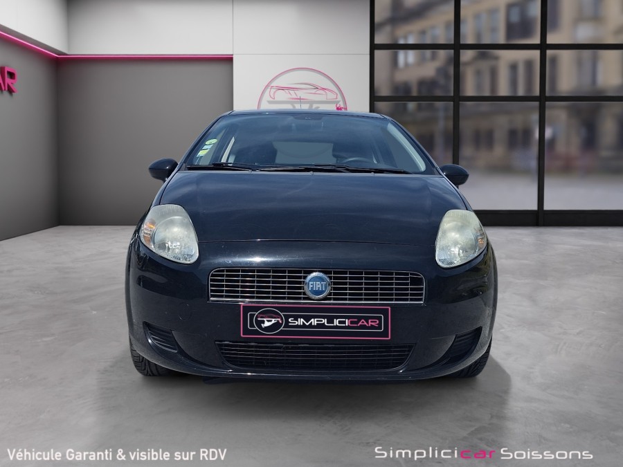 FIAT d'occasion GRANDE PUNTO 1.4 8V 77 DYNAMIC de 2007 Soissons (02)﻿