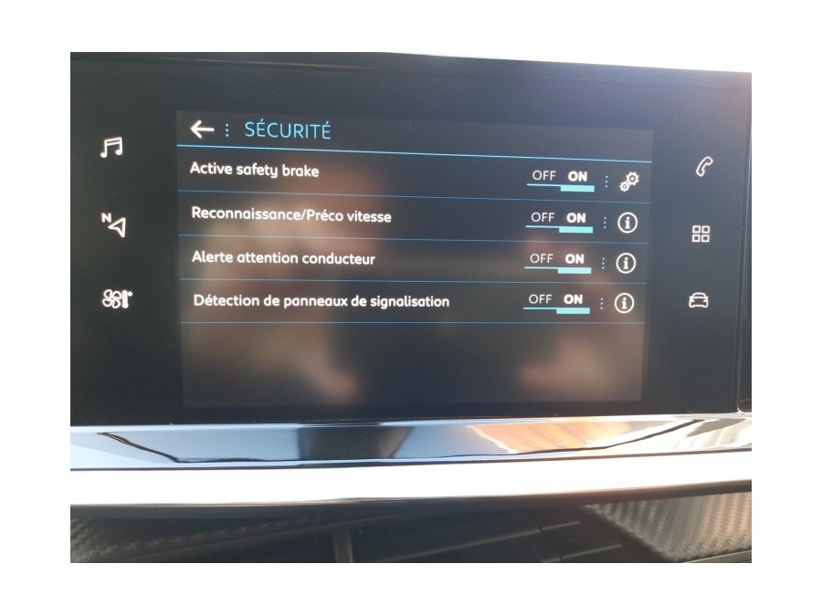 PEUGEOT d'occasion 2008 1.2 PURE TECH 130 ALLURE PACK de 2021