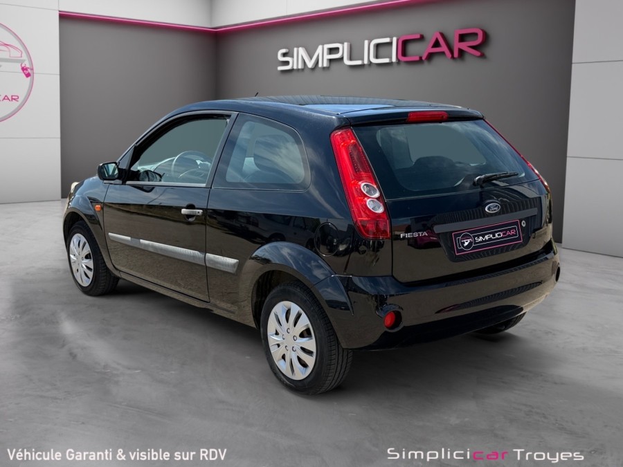 FORD d'occasion FIESTA 1250 FUN de 2008 Troyes (10)﻿