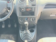 FORD d'occasion FIESTA 1250 FUN de 2008 Troyes (10)﻿