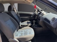 FORD d'occasion FIESTA 1250 FUN de 2008 Troyes (10)﻿