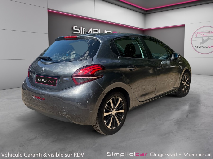 PEUGEOT d'occasion 208 AFFAIRE 1.6 BLUE HDI 75 PRO de 2015 Orgeval