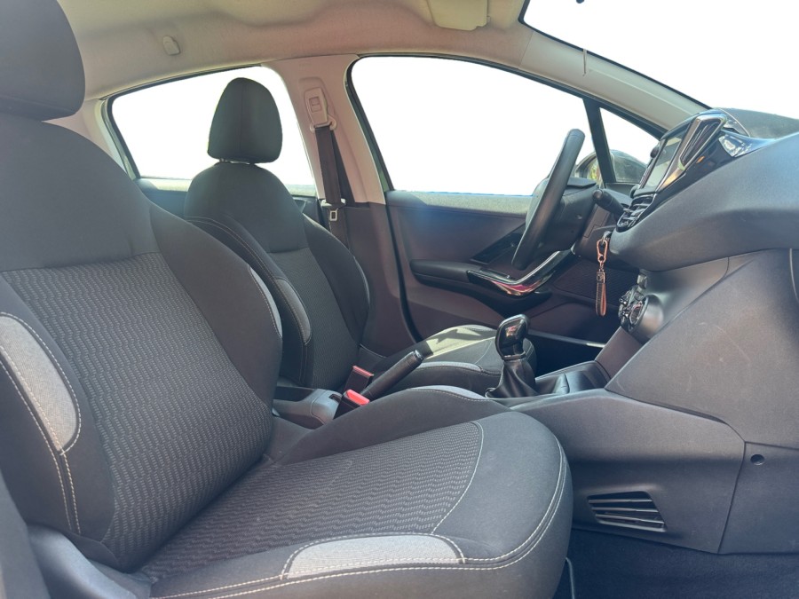 PEUGEOT d'occasion 208 AFFAIRE 1.6 BLUE HDI 75 PRO de 2015 Orgeval
