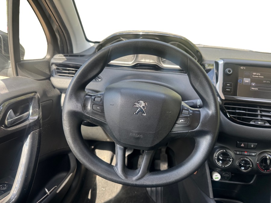 PEUGEOT d'occasion 208 AFFAIRE 1.6 BLUE HDI 75 PRO de 2015 Orgeval