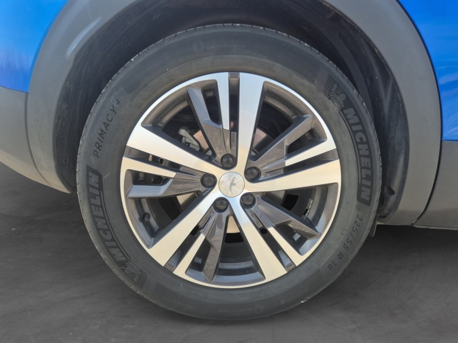 PEUGEOT d'occasion 3008 PEUGEOT 3008 HYBRID 225 Allure PACK E-EAT 8