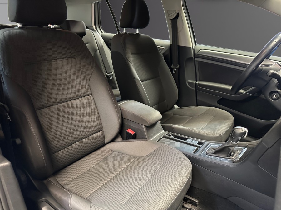 VOLKSWAGEN d'occasion GOLF 1.4 TSI 125 CONFORTLINE BUSINESS DSG de