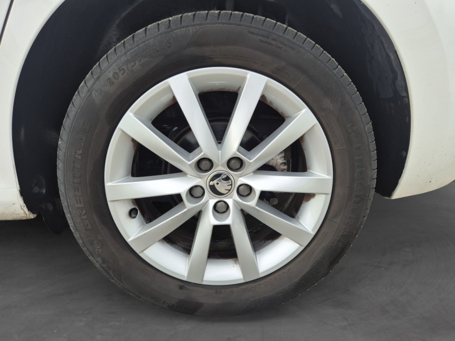 SKODA d'occasion SCALA 1.0 TSI de 2019 Royan (17)﻿