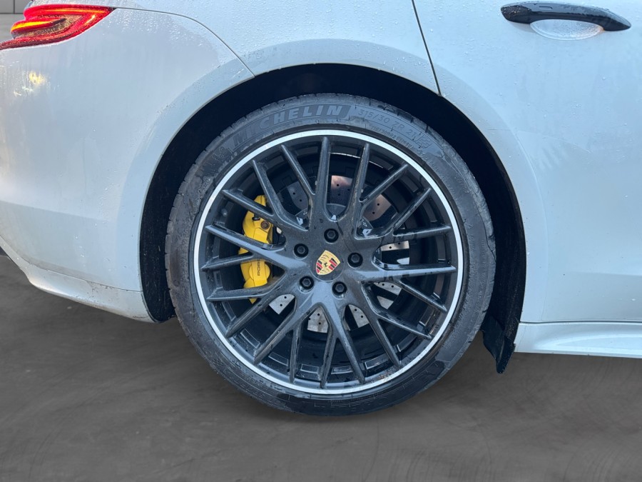 PORSCHE d'occasion PANAMERA TURBO 4 de 2017 Orleans (45)﻿