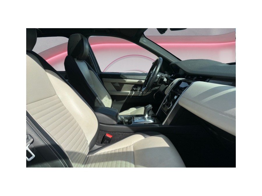 LAND ROVER d'occasion DISCOVERY P300E AWD R-DYNAMIC BA de 2021 Pau