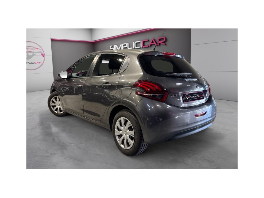 PEUGEOT d'occasion 208 1.5 BLUE HDI 100 ALLURE de 2018 Montpellier