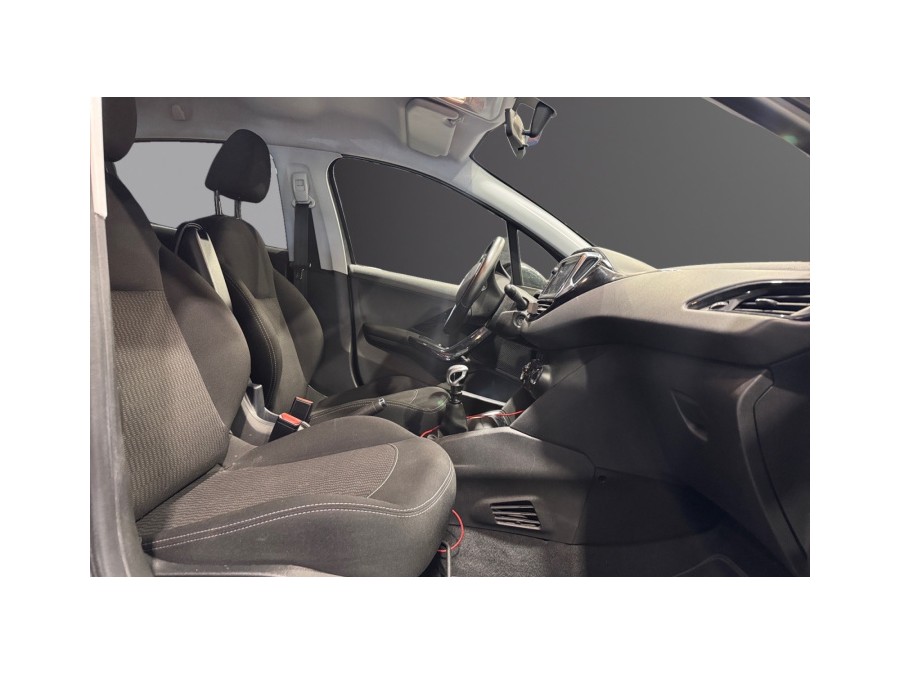 PEUGEOT d'occasion 208 1.5 BLUE HDI 100 ALLURE de 2018 Montpellier
