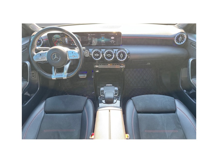 MERCEDES d'occasion CLASSE A IV A BERLINE 180 D AMG LINE 7G-DCT de